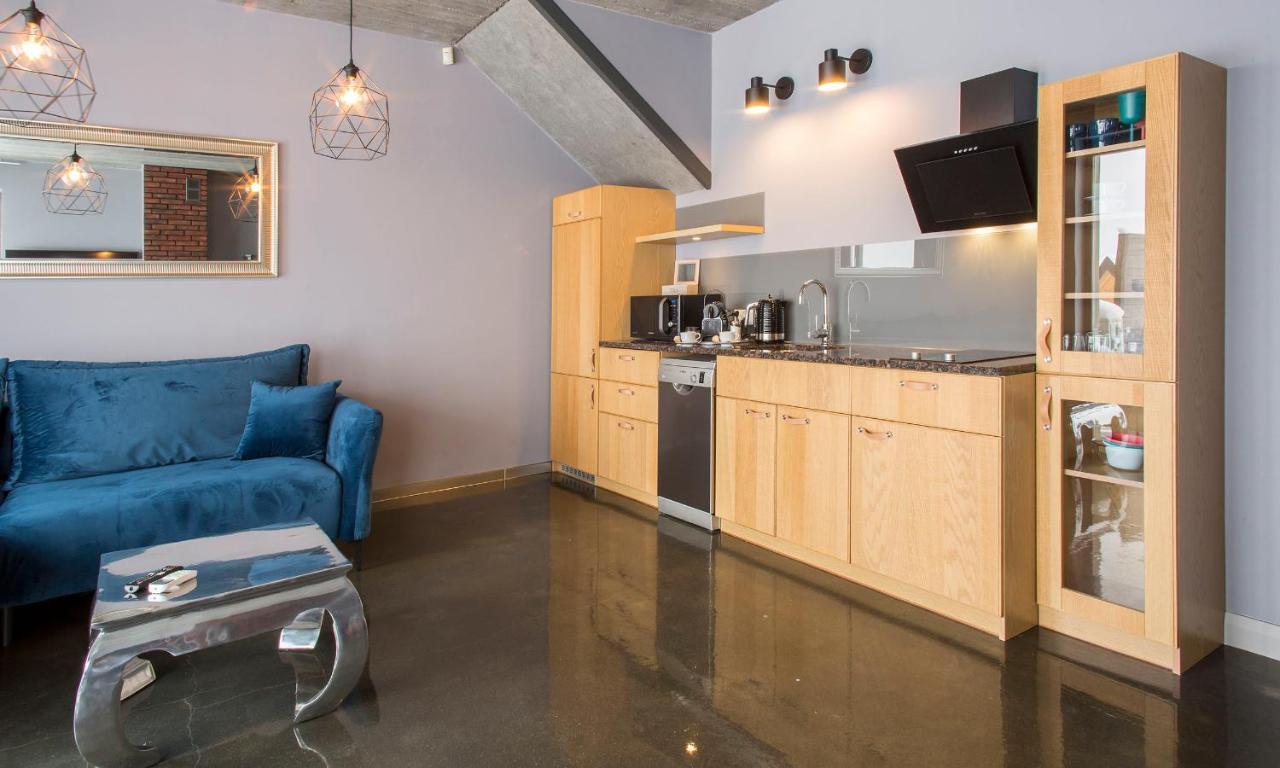 Sloneczny Chelm - Apartamenty W Gorach, Prywatna Sauna Jacuzzi Balia W Cenie, Spa, Grill, Stok Narciarski Myslenice, Sciezki Rowerowe, Rzeka Raba, Widok Na Tatry Luaran gambar