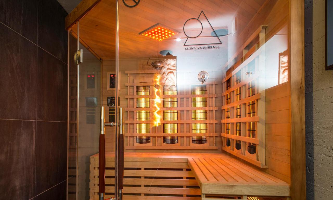 Sloneczny Chelm - Apartamenty W Gorach, Prywatna Sauna Jacuzzi Balia W Cenie, Spa, Grill, Stok Narciarski Myslenice, Sciezki Rowerowe, Rzeka Raba, Widok Na Tatry Luaran gambar