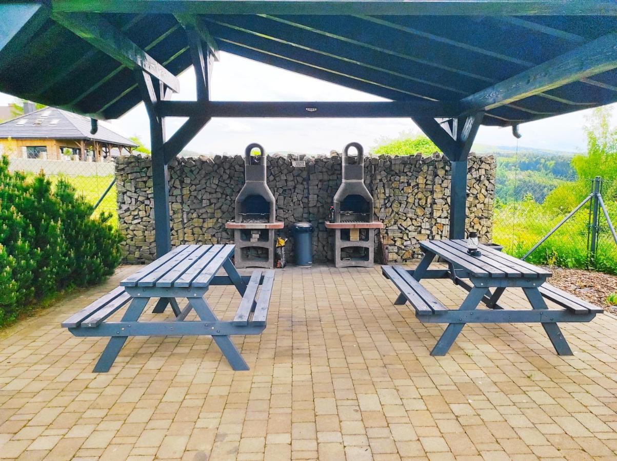 Sloneczny Chelm - Apartamenty W Gorach, Prywatna Sauna Jacuzzi Balia W Cenie, Spa, Grill, Stok Narciarski Myslenice, Sciezki Rowerowe, Rzeka Raba, Widok Na Tatry Luaran gambar