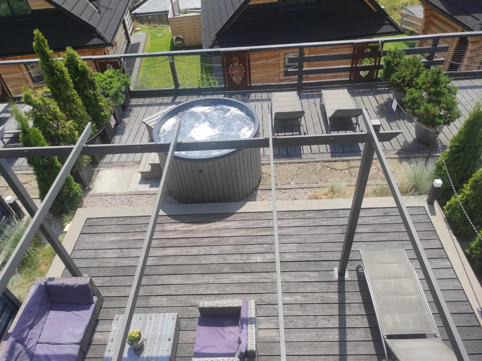 Sloneczny Chelm - Apartamenty W Gorach, Prywatna Sauna Jacuzzi Balia W Cenie, Spa, Grill, Stok Narciarski Myslenice, Sciezki Rowerowe, Rzeka Raba, Widok Na Tatry Luaran gambar